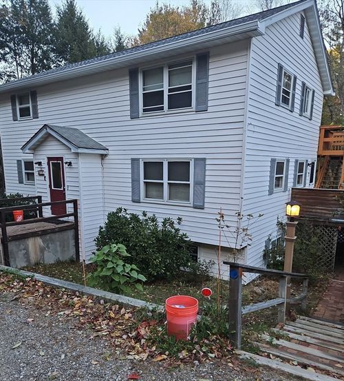 b-15 Old County Rd, Holland, MA, 01521-3255 | Card Image