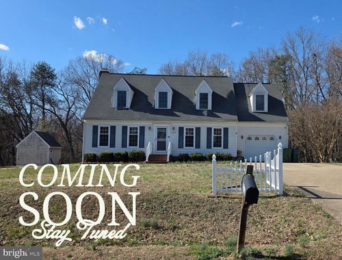 2009 White Lake Dr, FREDERICKSBURG, VA, 22407-1485 | Card Image