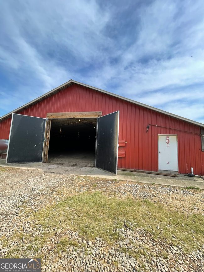 1458 & 1463 Parham Town Rd, Home with 3 bedrooms, 2 bathrooms and null parking in Bowman GA | Image 4