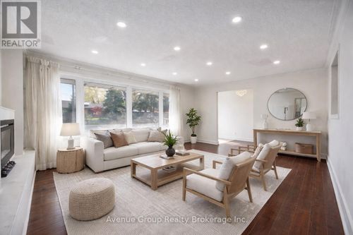 main-10 Chipping Road, Toronto (Banbury-Don Mills), ON, M3B1L1 | Card Image