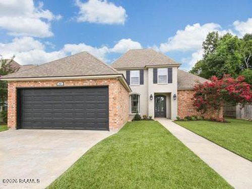 111 Wedge Dr, Broussard, LA, 70518-3823 | Card Image