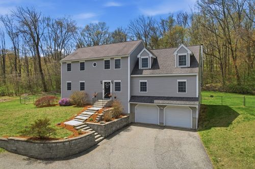 324 West Sutton Road, Sutton, MA, 01590 | Card Image