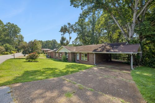 212 Stratton Blvd, Ashland City, TN, 37015-2019 | Card Image