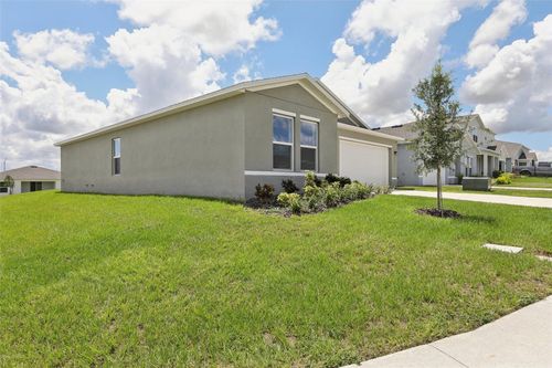4323 Periwinkle Pl, HAINES CITY, FL, 33844-9805 | Card Image