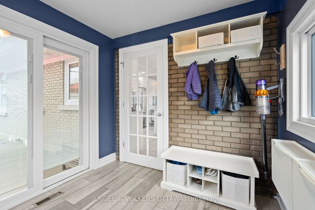 1297 Snowdon St, House other with 4 bedrooms, 2 bathrooms and 3 parking in Ottawa ON | Image 14