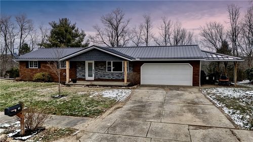 201 Schaar Drive, Dover, OH, 44622 | Card Image