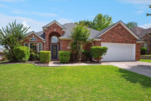 1104 Carousel Dr, Bedford, TX, 76021-3377 | Card Image