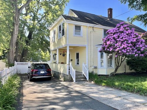 16-16 Richardson St, Winchester, MA, 01890-1817 | Card Image