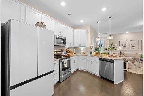 722 Hahn Ct, Lebanon, TN, 37087-3930 | Card Image