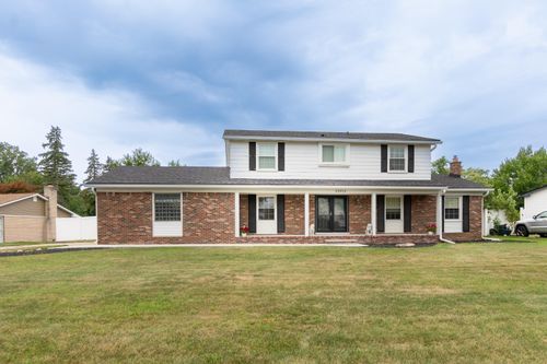 25569 Kilreigh Drive, Farmington Hills, MI, 48336 | Card Image
