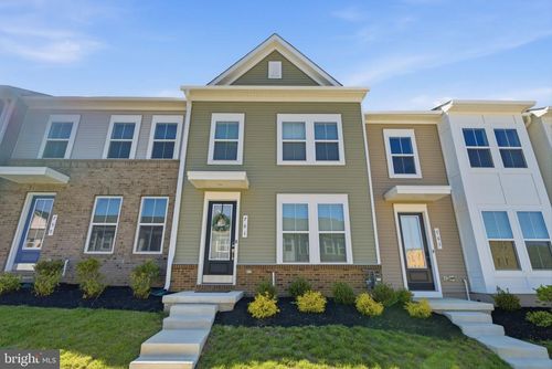 761 Elevation Rd, FREDERICK, MD, 21702-1869 | Card Image