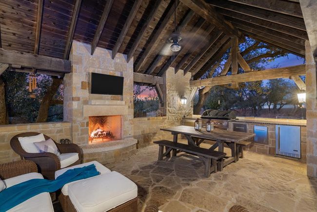Pavilion with outdoor kitchen | Image 47