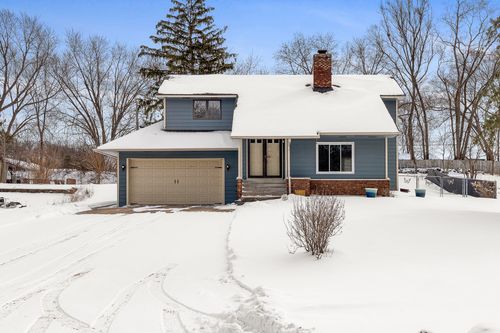 N4388 Esther Dr, Onalaska, WI, 54650-8708 | Card Image