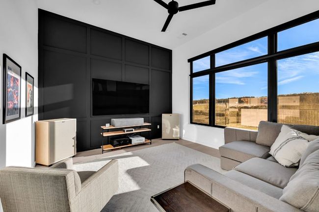 Private guest suite, with its own access and full bath. Could be used as pool house, second living area, exercise room. | Image 26