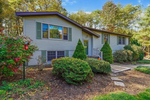 40 Breakneck Rd, Sturbridge, MA, 01566 | Card Image