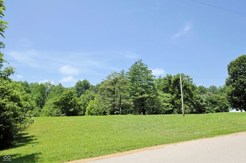 9950 S Chapel Hill Rd, Heltonville, IN, 47436-9602 | Card Image