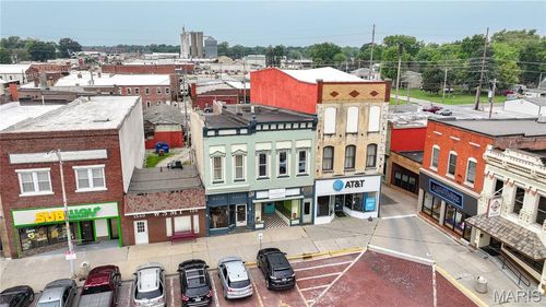 502 W Side Sq, Carlinville, IL, 62626-1754 | Card Image