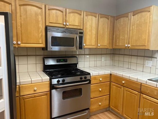 545 Keys Blvd, House other with 3 bedrooms, 2 bathrooms and 4 parking in Clearlake Oaks CA | Image 10
