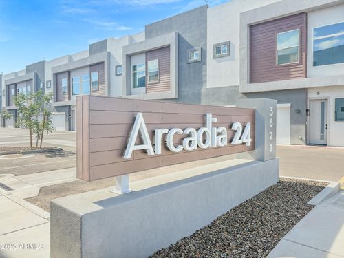 4-3622 N 38th St, Phoenix, AZ, 85018-5827 | Card Image