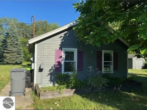 4712 Jefferson Avenue, Midland, MI, 48640 | Card Image