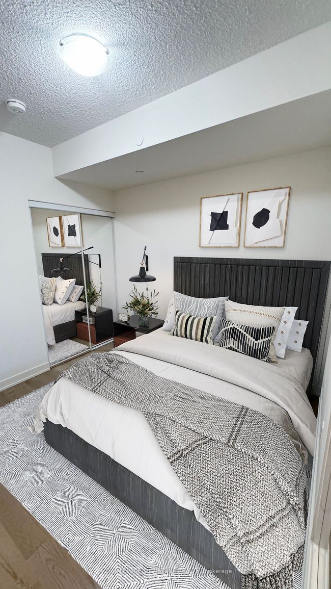 609 - 330 Richmond St W, Condo with 1 bedrooms, 1 bathrooms and null parking in Toronto ON | Image 4