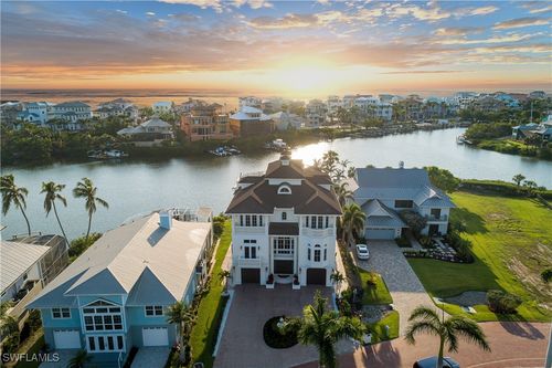 217 Bayfront Dr, BONITA SPRINGS, FL, 34134-8548 | Card Image