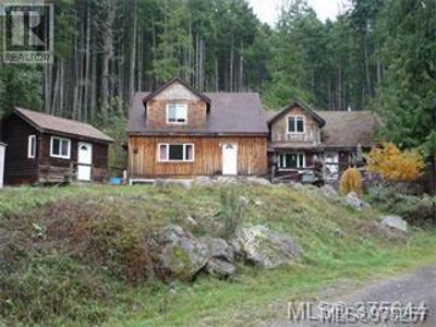 687-689 Shawnigan Lake Rd, House other with 4 bedrooms, 2 bathrooms and 10 parking in Shawnigan Lake BC | Image 1