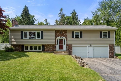 19 Bullard St, Holden, MA, 01520-2127 | Card Image