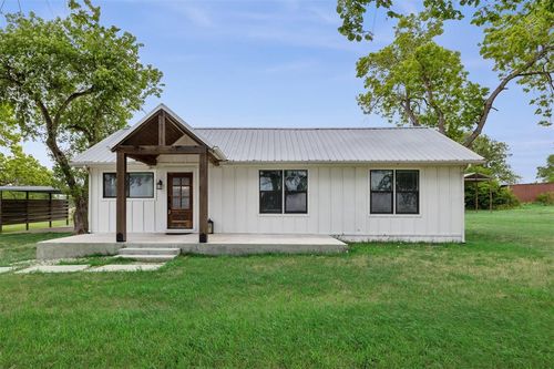 5530 Us Highway 90a W, Shiner, TX, 77984-6345 | Card Image