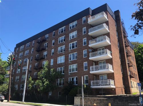 1f-222 North Broadway, Yonkers, NY, 10701 | Card Image