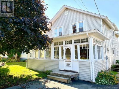 530 Murray Ave, House other with 3 bedrooms, 3 bathrooms and null parking in Bathurst NB | Image 1