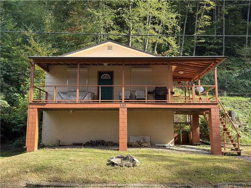 876 N Tunnel Rd, Kennerdell, PA, 16374-3536 | Card Image