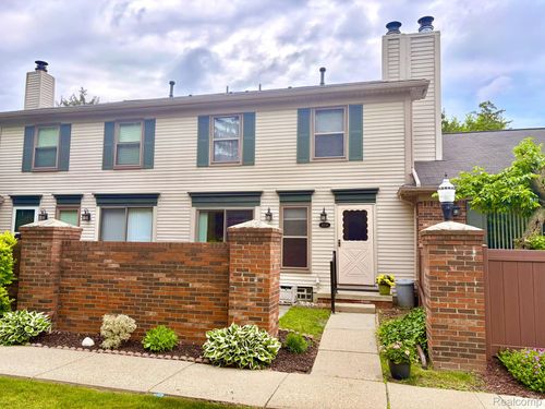 41090 Southwind Dr, Canton, MI, 48188-1312 | Card Image
