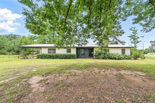 125 Wommack Ln, De Queen, AR, 71832-9243 | Card Image
