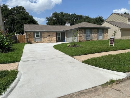 18034 Garden Manor Dr, Houston, TX, 77084-5942 | Card Image