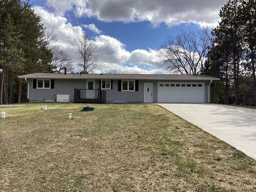W6329 Peninsula Ct, NESHKORO, WI, 54960-6433 | Card Image