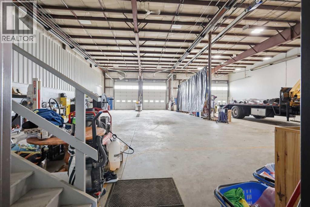 Commercial Lease in Red Deer 3