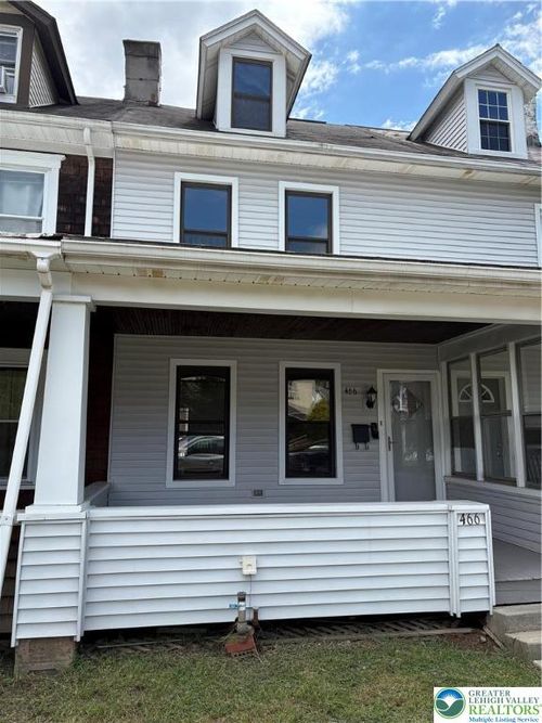 466 Franklin Ave, Palmerton, PA, 18071-1614 | Card Image