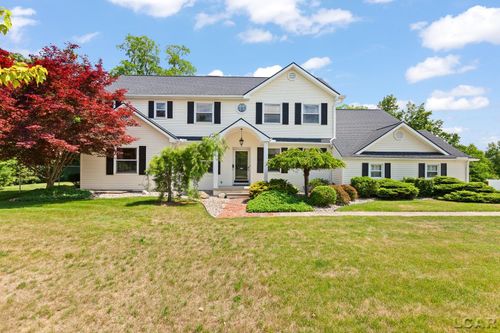 817 Outer Dr, Tecumseh, MI, 49286-1448 | Card Image