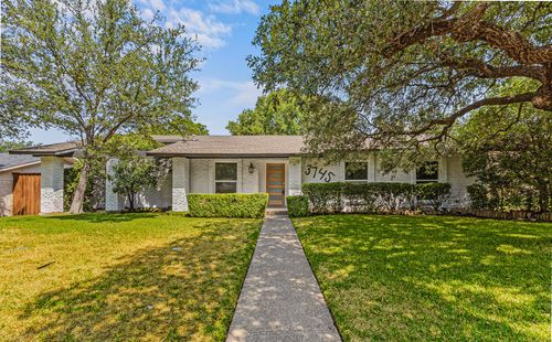 3745 Blue Trace Ln, Farmers Branch, TX, 75244-5408 | Card Image