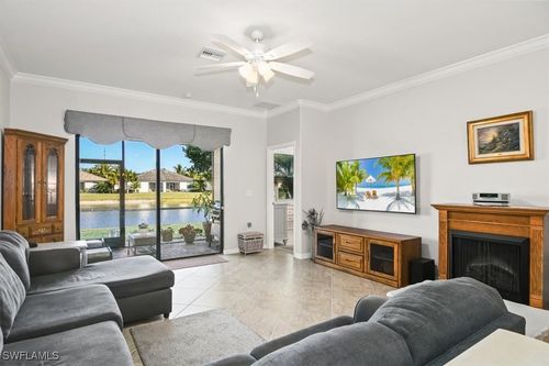 9113 Glenforest Dr, NAPLES, FL, 34120-5345 | Card Image