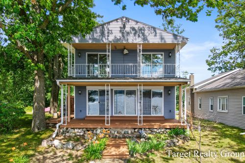 10818 Stoney Point Dr, Delton, MI, 49046-7721 | Card Image