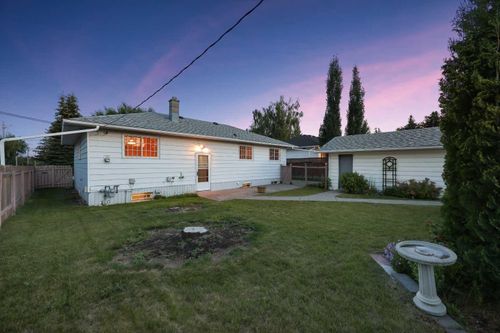 10 Glamorgan Drive Sw, Calgary, AB, T3E4Z2 | Card Image
