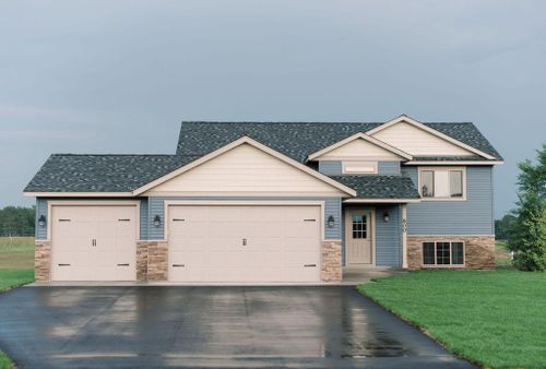 832 N Pine St, Royalton, MN, 56373-3341 | Card Image