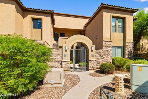 234-7027 N Scottsdale Rd, Paradise Valley, AZ, 85253-3682 | Card Image