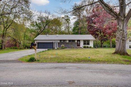 129 Okara Dr, Schenectady, NY, 12303-5707 | Card Image