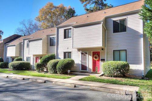 k-951 Hollywood St, Charlotte, NC, 28211-1545 | Card Image