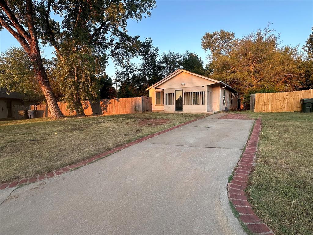 Patricia Dr, Oklahoma City, OK 73130