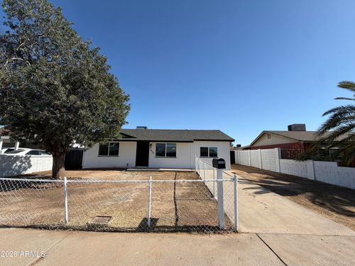 7426 W Holly Street, Phoenix, AZ, 85035 | Card Image