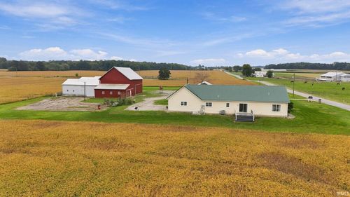 7915 S 850 W, South Whitley, IN, 46787-9731 | Card Image